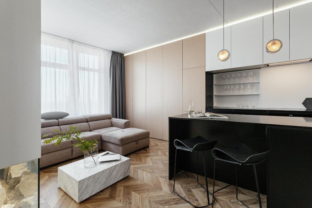 Sea & Sky Apartments Odesa Exterior photo